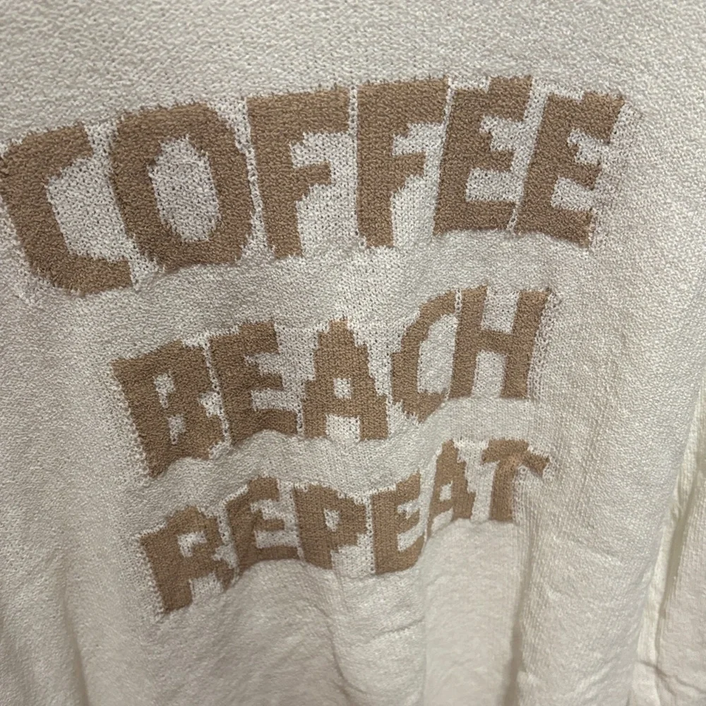 Women's White and Tan Graphic Top - Picture 2 of 3